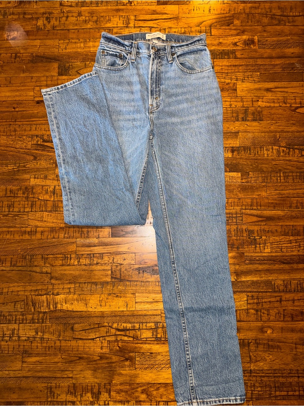 Abercrombie & Fitch The 90s Straight Ultra High Rise - Size 26/2 Regular